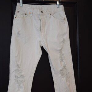 White Levi's 501's w/a button‎ fly 29x30